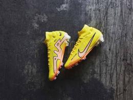 ảnh chụp màn hình giày nike đá bóng