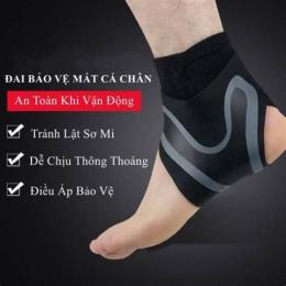 băng quấn cổ chân đá bóng