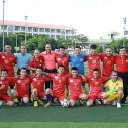 bóng đá giao hữu quốc tế