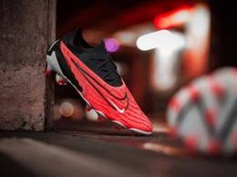 giao diện app nike giày bóng đá