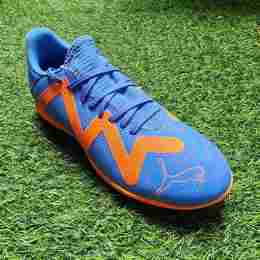 giày bóng đá puma