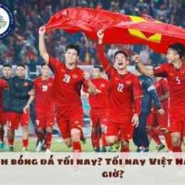 mấy giờ đá bóng