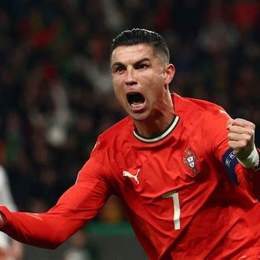 ronaldo đá bóng