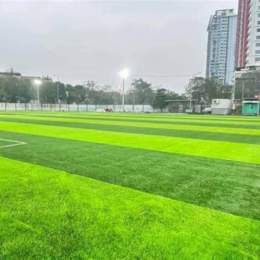 sân bóng đá gần đây