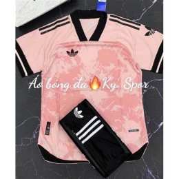 tính năng nổi bật áo đá bóng adidas